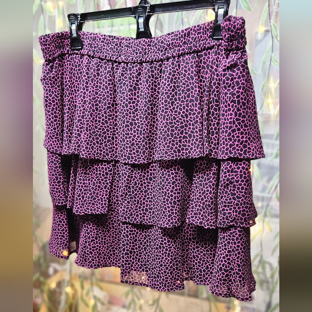 Ladies Tiered Skirt - Picture 5 of 8
